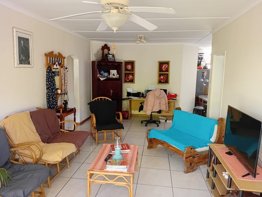 To Let 3 Bedroom Property for Rent in Blue Bend Eastern Cape
